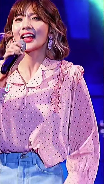 Ahn Ji-Young singing “Some” live