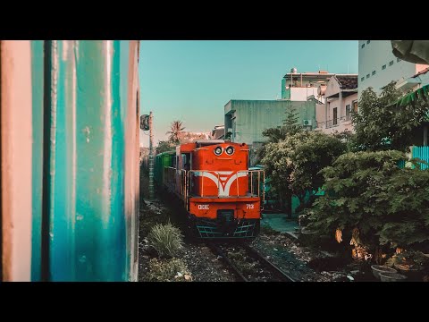 Video Theo chân tàu SE21 ~ Phần 6: Đến ga Tuy Hoà, qua cầu... - youtube