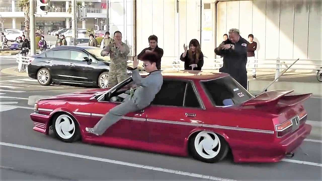 動画 懐つい The タコ踊り 昭和にタイムスリップなdqn行為が名古屋で見れるなんてｗｗｗ 乗り物動画のモトディスコ Motordisco