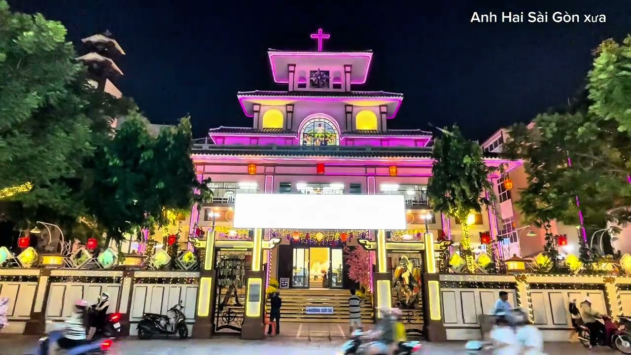 Thánh đường Đa Minh và đường Lê Văn Sỹ