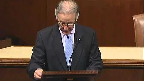 Congressman Richard E. Neal Recognizes UMass' "University Without Walls" Program