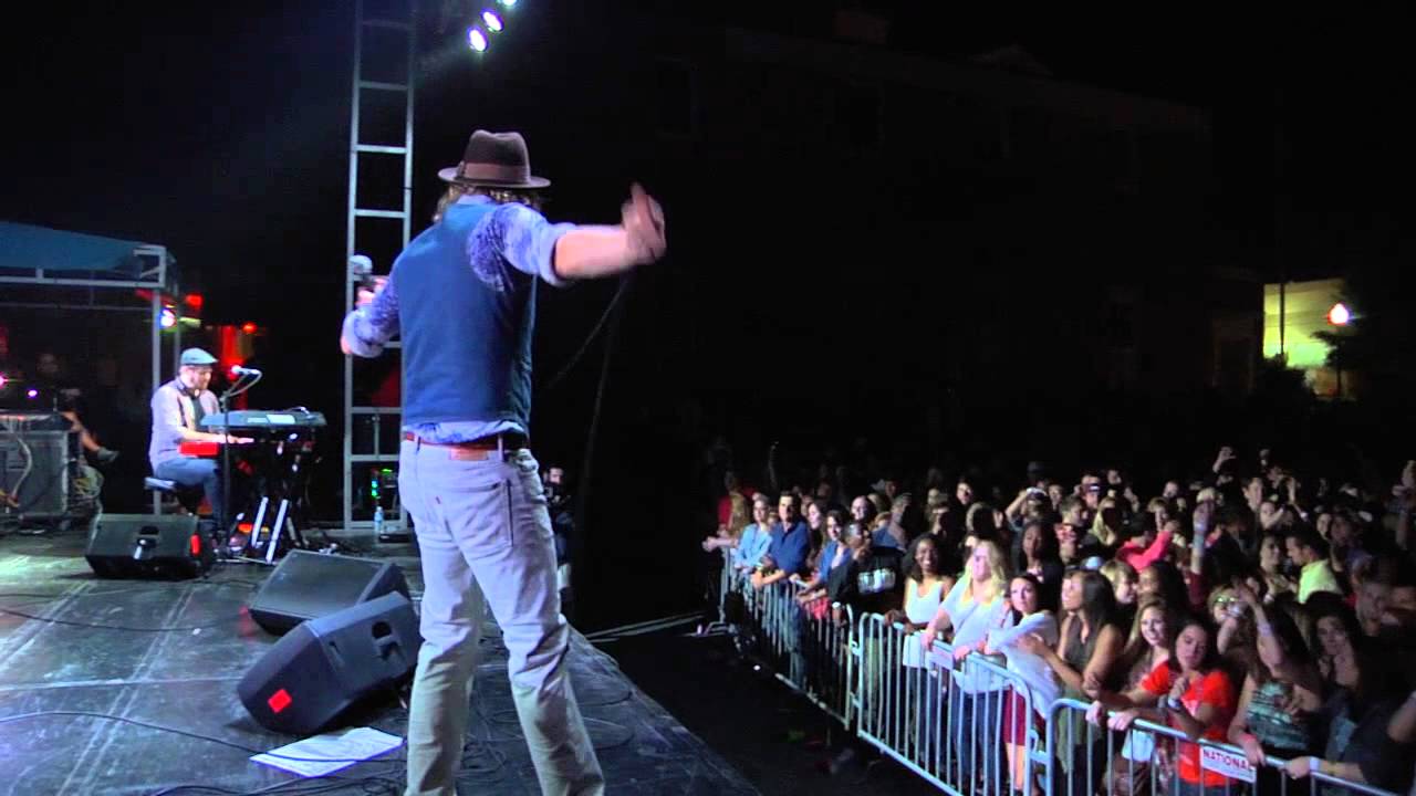 deep blue sea 3 Allen Stone - Dance Off - Satisfaction