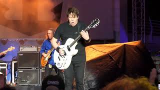 Watch George Thorogood  The Destroyers Howlin For My Baby video