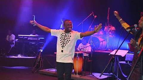 Intentional (French &Lingala)  Cover Travis Greene