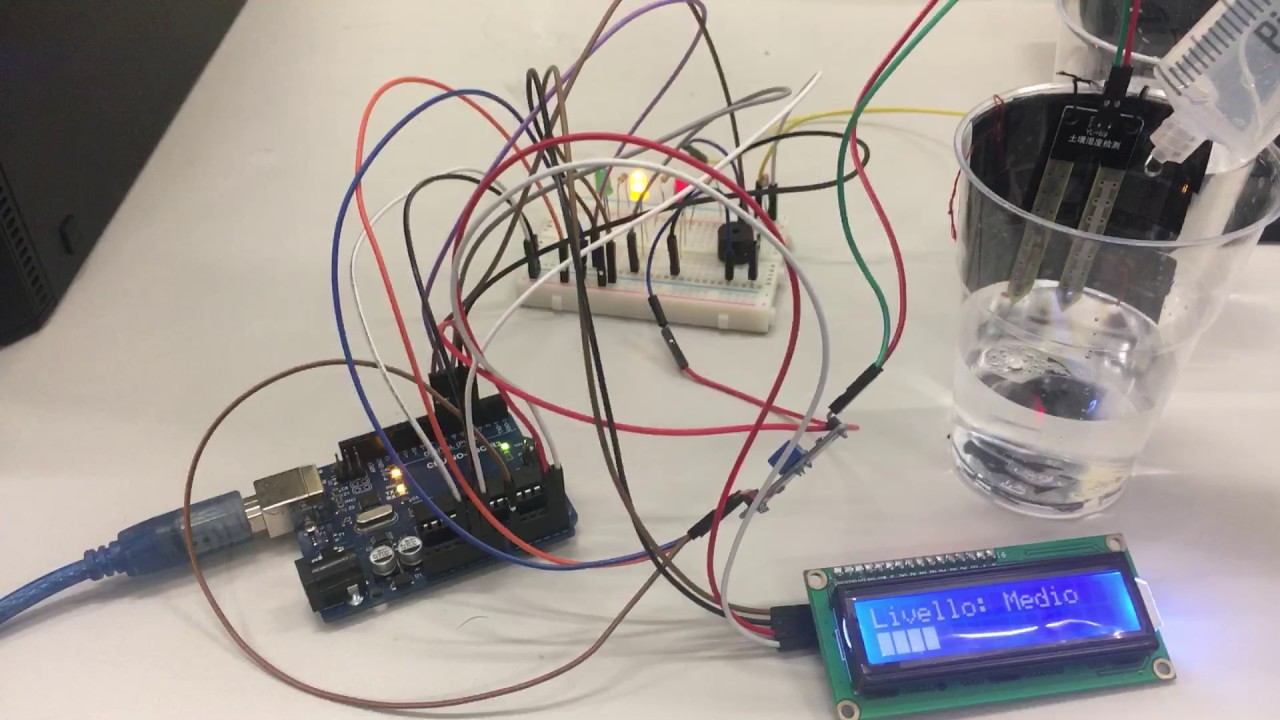 Arduino sensore livello di acqua con allarme e display luminoso