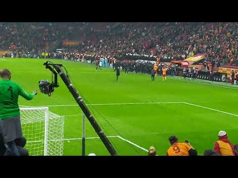 MAÇ SONU ARENADA ŞINANAY YAVRUM ŞINANAY ANANIZI S***** GALATASARAY