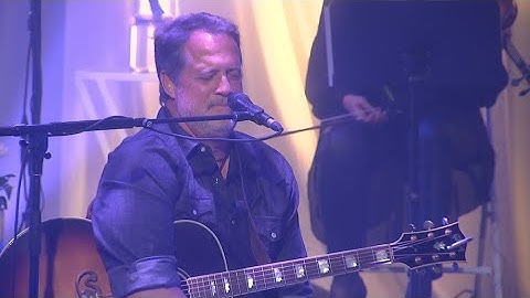 Sister Hazel - In The Moment (Live & Acoustic with Strings) [Official Music Video]