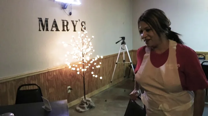 Hidden little Chicken Fried Gem in Texas (Mary's C...