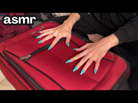 ASMR 🧳 Pack with Me! ✈️ Tap/Scratching 🇫🇷 Soft Spoken 