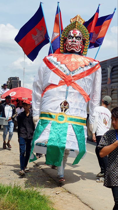 Download lagu Giant Yak027 #17agustus #band #music #musician #drums #colonelkkj #duet #dancechoreography