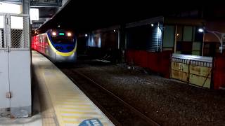 3257次區間車高雄站停車