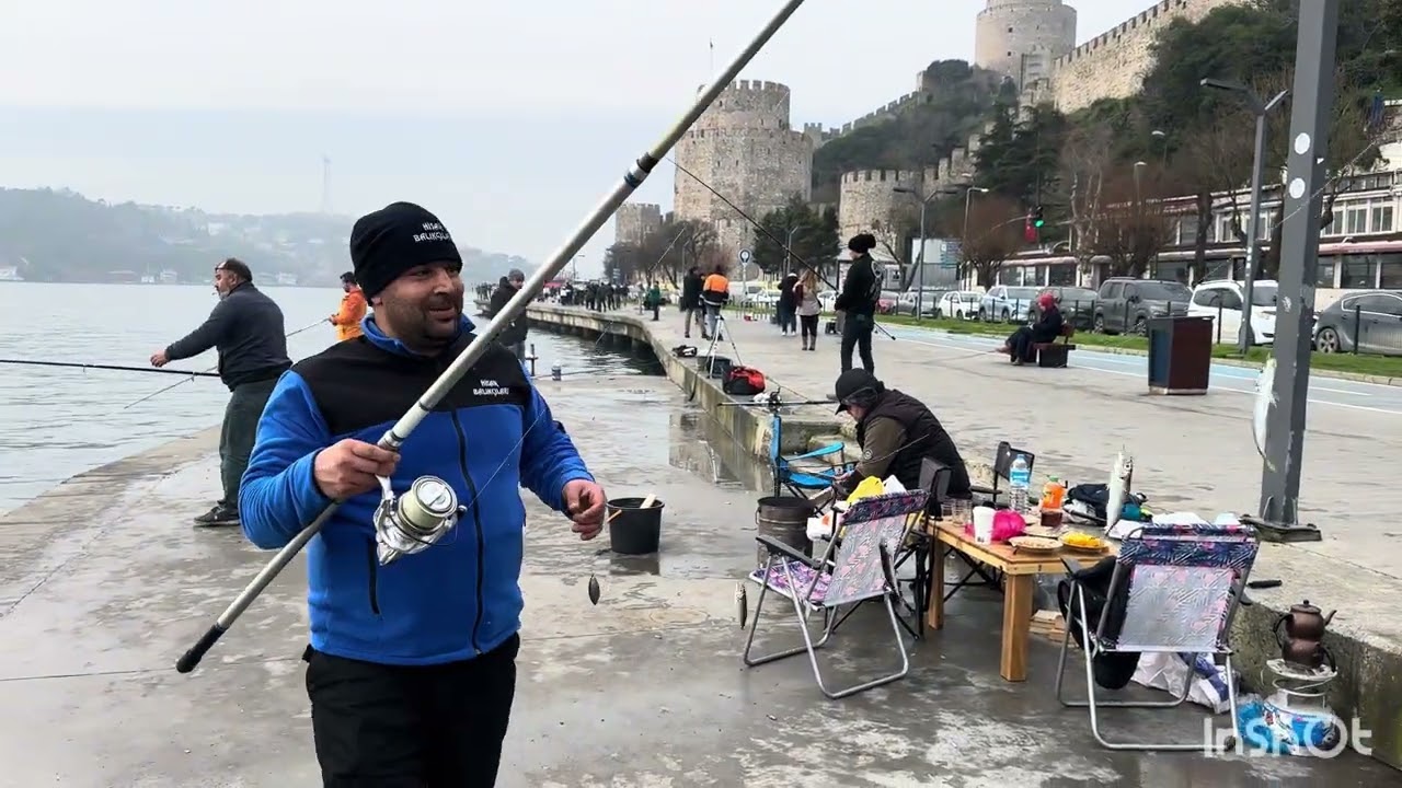 Rumeli Hisarı Çapari ile istavrit çinekop avı #vlog #fishing #fish #balık #istanbul #levrek #travel 
