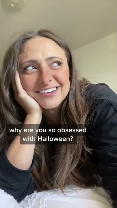 Stream why are you so obsessed with halloween? by ✦𖥨 faye