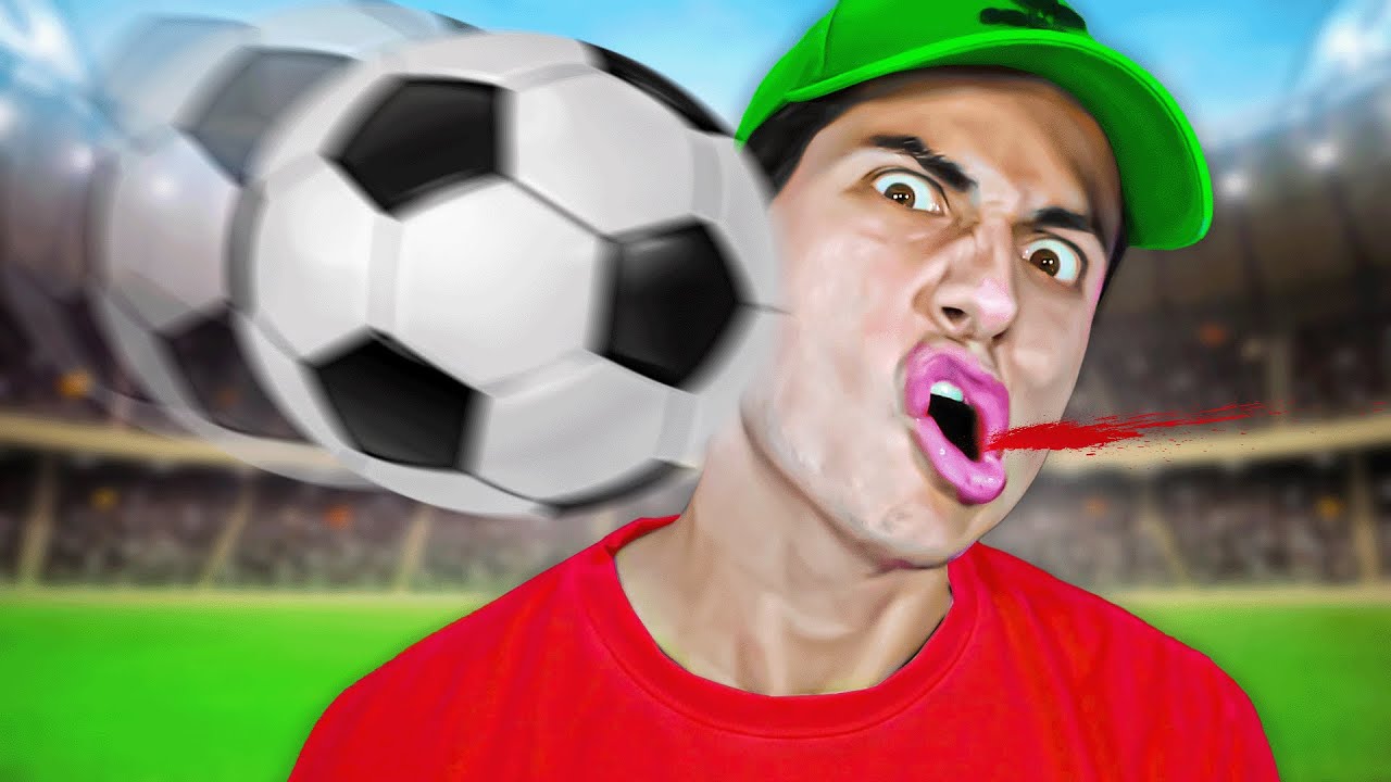 SE PRENDRE UN BALLON DANS LA TÊTE À 999,99 KM/H