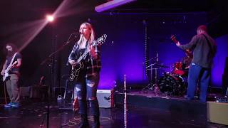 COURTNEY KING - Videos
