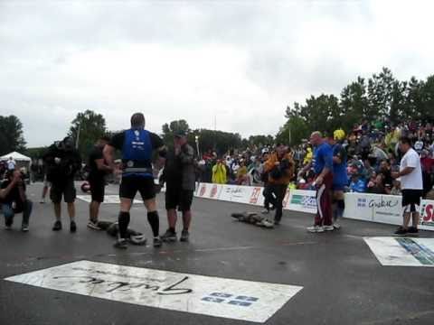 Christian Savoie vs Jean-Francois Caron (Chain drag)