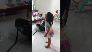 Anak kecil Ketawa ngakak!🤣🤣🤣 kakak una lagi bercanda sama abah, ketawa sampai terbahak bahak