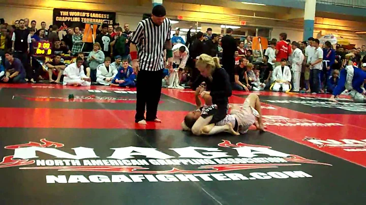Samantha Leidel From The Double Tap Submision Grappling At Naga 2010 Chicago Championship 1