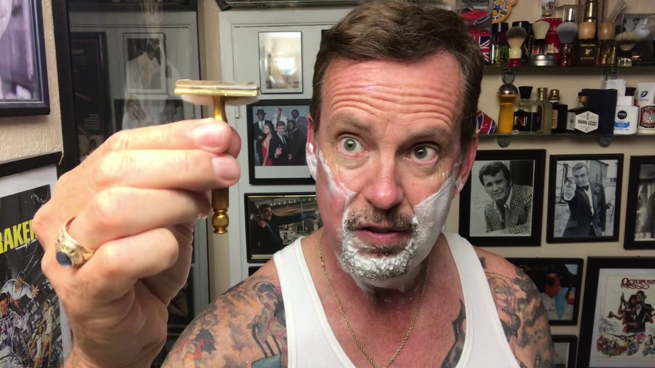 Shaver Heaven - мыло для бритья Noir, Gillette Tech, помазок WCS Deranged, лезвие Polsilver, Drak...