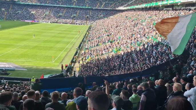 Videos – Celtic Fans Party In Denmark