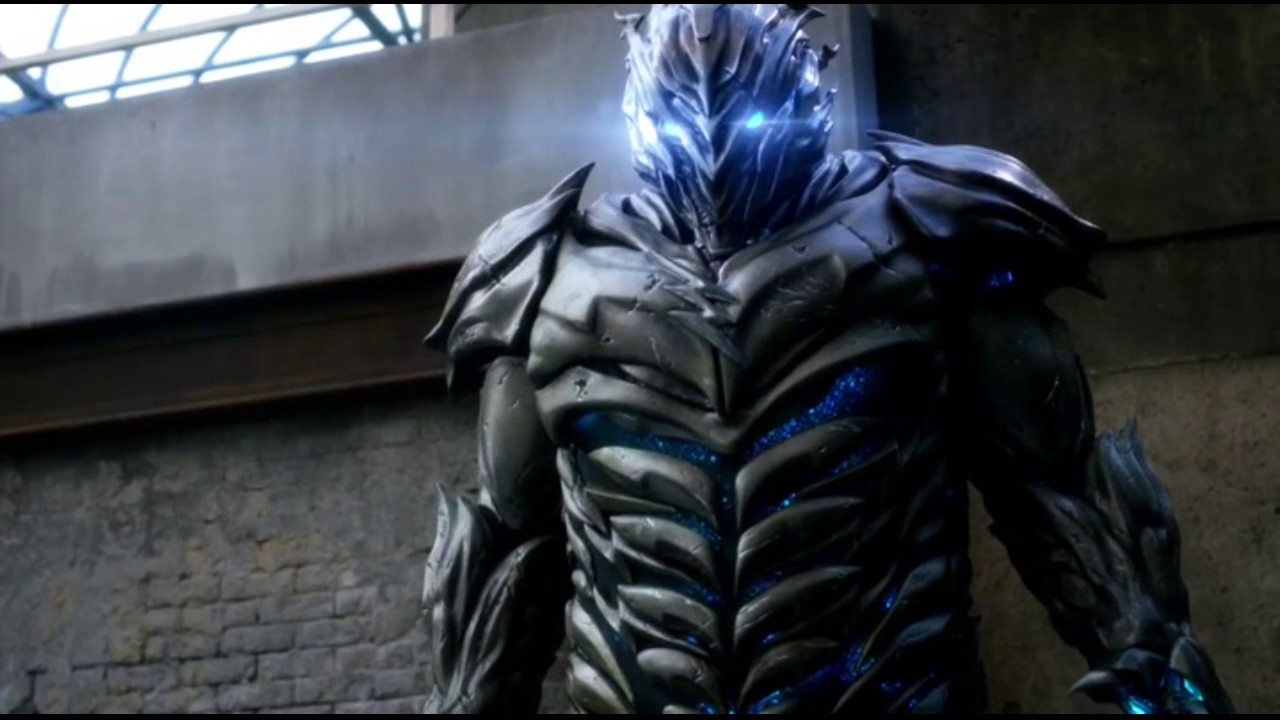 Savitar/Barry Allen(Jesper Kyd, Lorne Balfe–Labored and Lost)