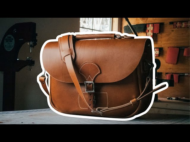 SADDLE STITCH LEATHER MESSENGER BAG