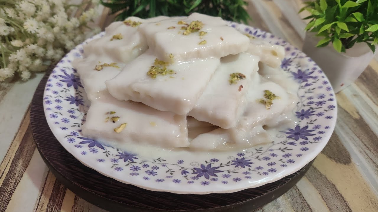 बचे हुए कच्चे चावल से बनाएं नई स्टाइल की मिठाई 😍 | Unique Rice Sweet Recipe