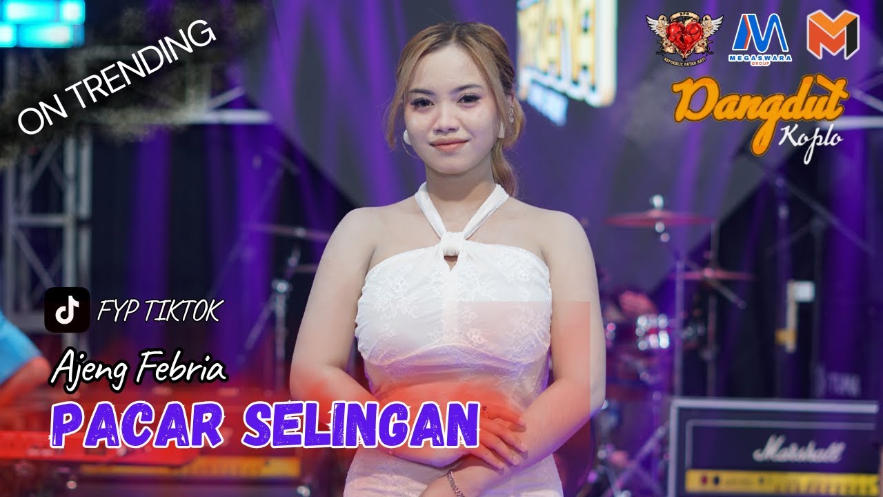 PACAR SELINGAN - AJENG FEBRIA (Official Live Music)