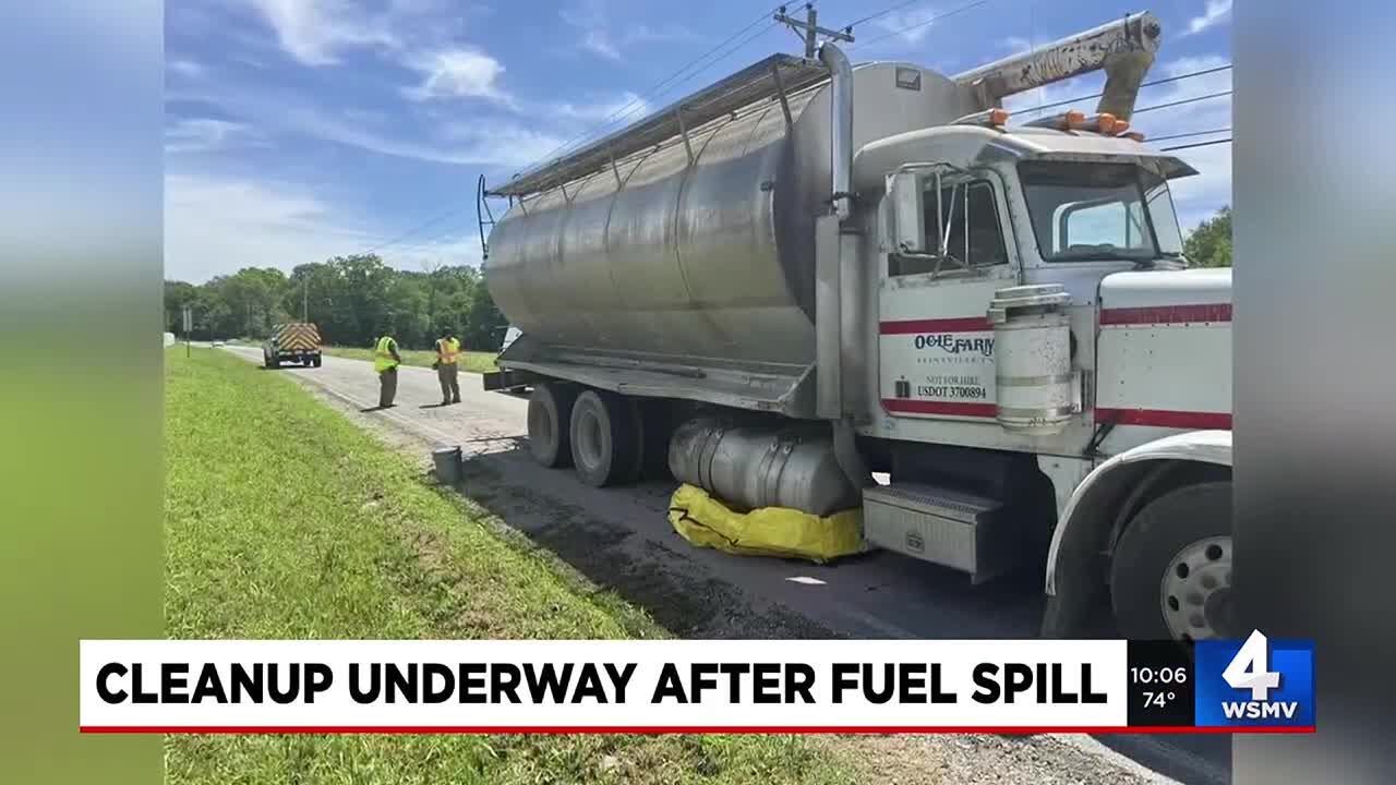 Cleanup underway after fuel spill in Maury County - YouTube