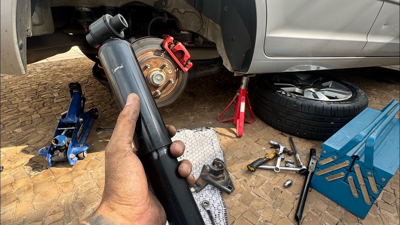 Como trocar o amortecedor traseiro do Ford Fusion g1/g2 em casa da maneira mais fácil 