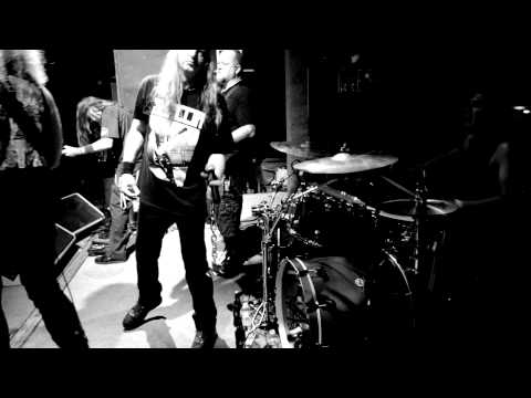 WARBEAST - "War Of The Worlds" (OFFICIAL)