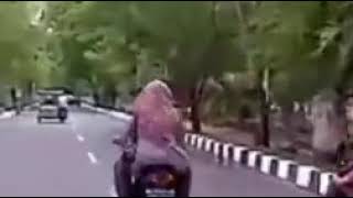 Pespa Jalan Mundur Keren