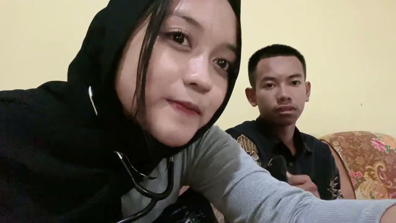 Tugas b inggris kelas XI PEKSOS SMK KESEHATAN BIMPO