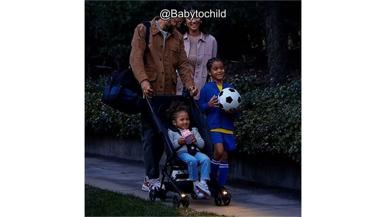 Безопасность в ночное время или просто прихоть? Обзор коляски Munchkin Night Owl.