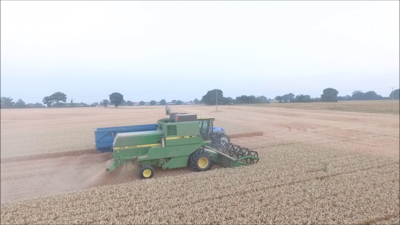 John Deere 1188 Hydro Cutting Wheat Harvest 2018