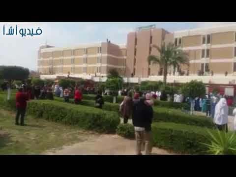 بالفيديو اخلاء مستشفي جامعة قناة السويس بمدينة الإسماعيلية خلال نشوب حريق بالمستشفى