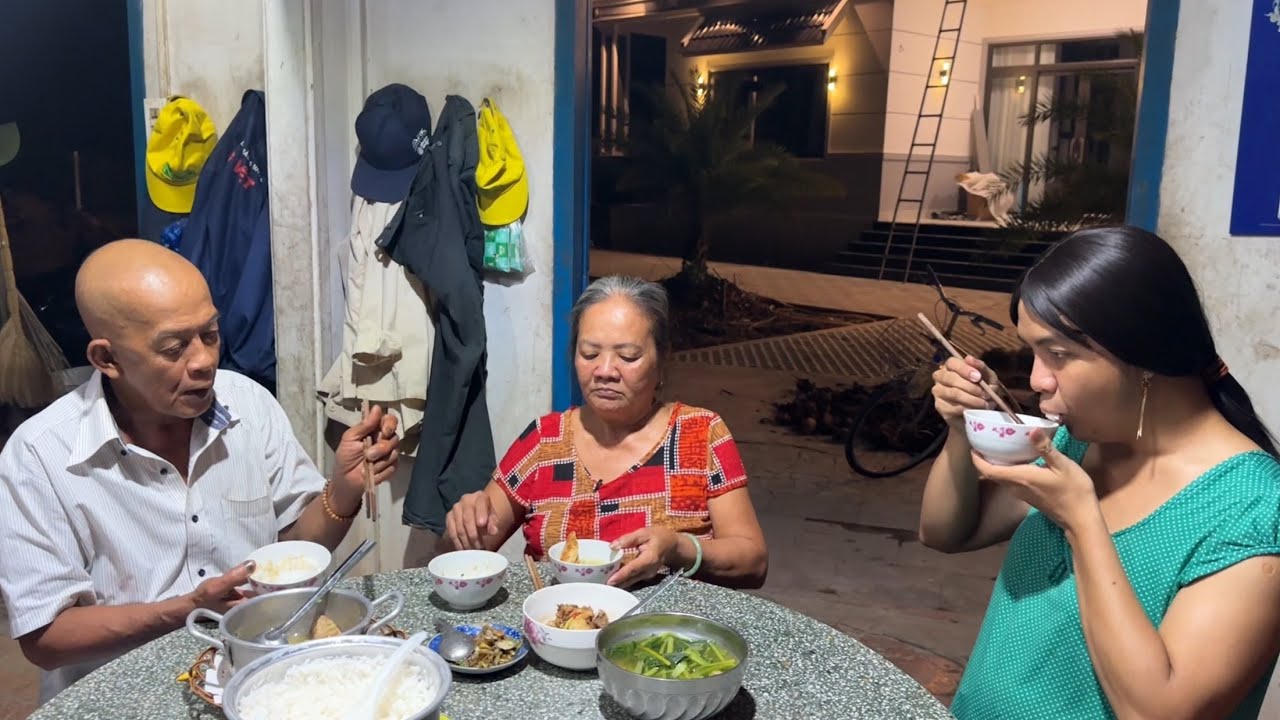 Má Chồng Vợ thằng Sang xúi Cha chồng ăn riêng | Con Liễu gặp cảnh éo le - Tập 352