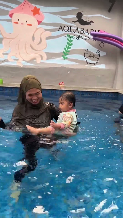 Extrim! Moana Dilempar Di Kolam Renang!!