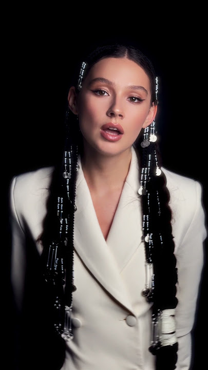 Порно нудистер свингерлер Жетілген әдемі әйелмен жыныстық қатынас