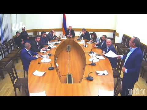 «Բոլոր փիլիսոփաները գերեզմանում շուռ եկան»․ թեժ քննարկում հանձնաժողովում