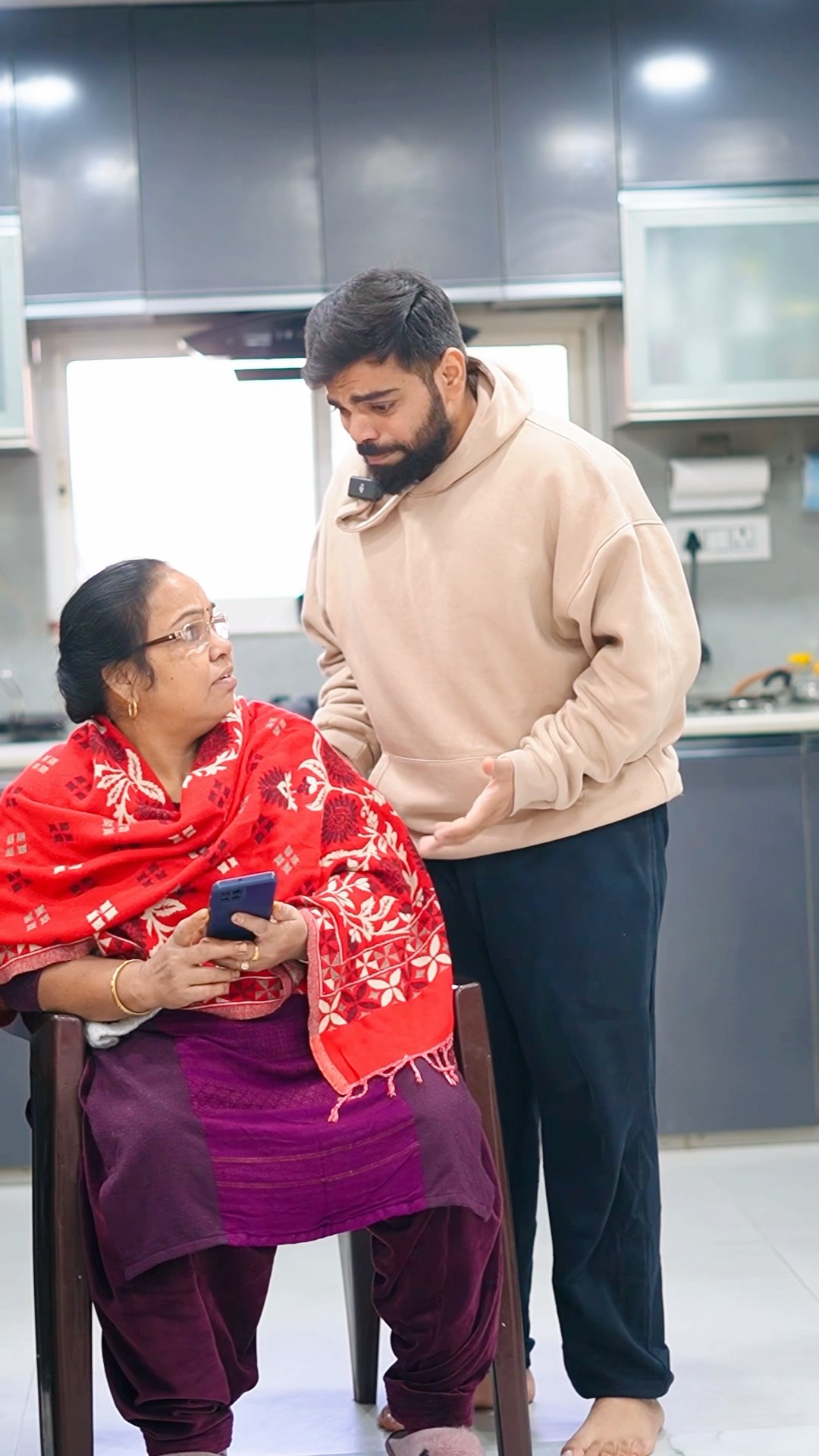 Mummy k pass ye dusra gaurav kon tha #shorts #gauravaroravlogs #youtubeshorts