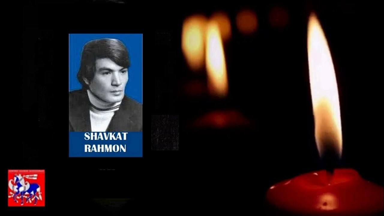 Rus qizlar va qora erkaklar jinsiy aloqa Yigit koptoklarini tortib oldi