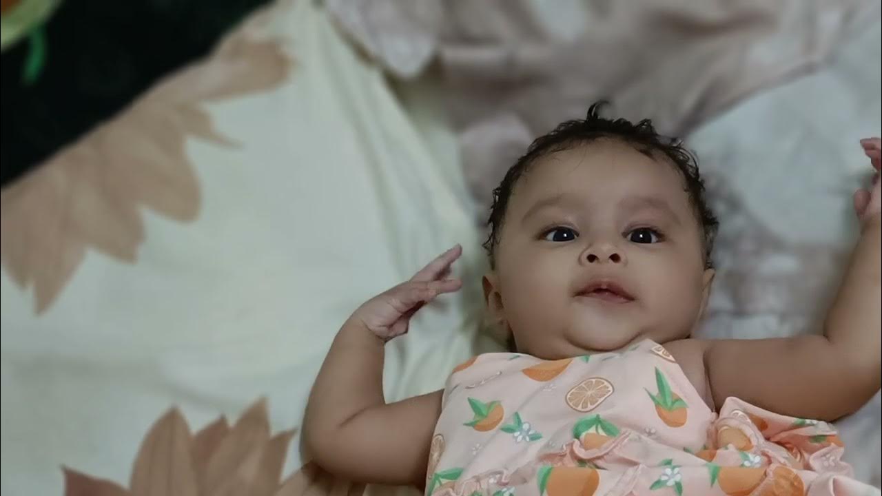 Baby 👶does not want to sleep and is talking a lot🤯 YouTube