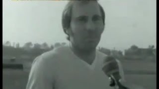 Imagini din Arhiva TVR cu un scurt interviu cu Ion Oblemenco, din sezonul 1973-1974, atunci când Universitatea Craiova reuşea să câştige titlu de campioană a României şi să elimine AC Fiorentina din C
