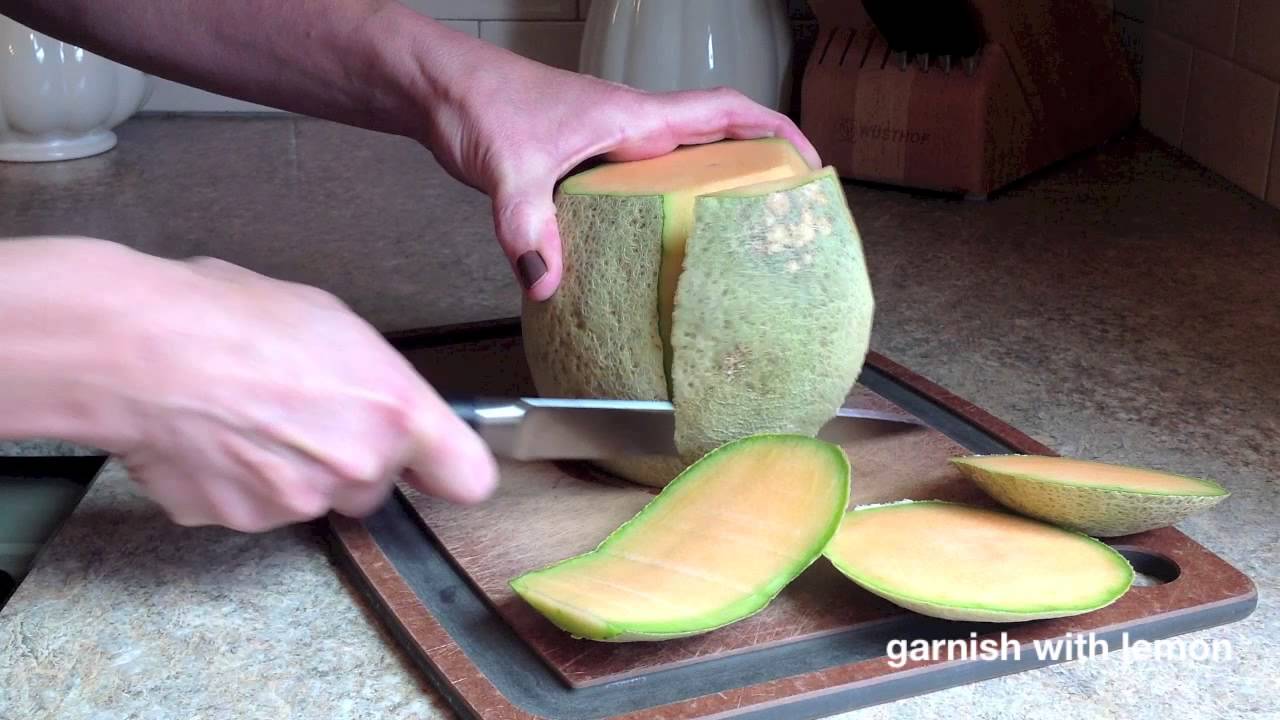 How to Cut a Cantaloupe - YouTube