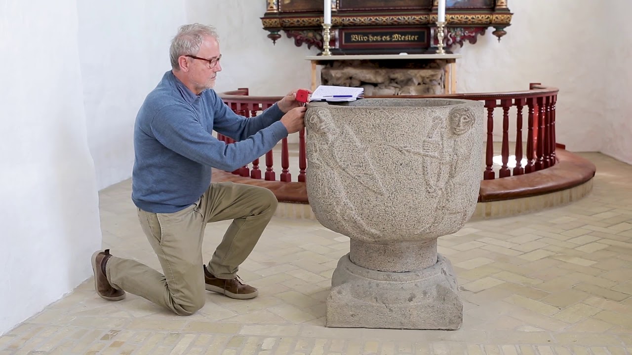 Danmarks Kirker: Fra klokke til krypt