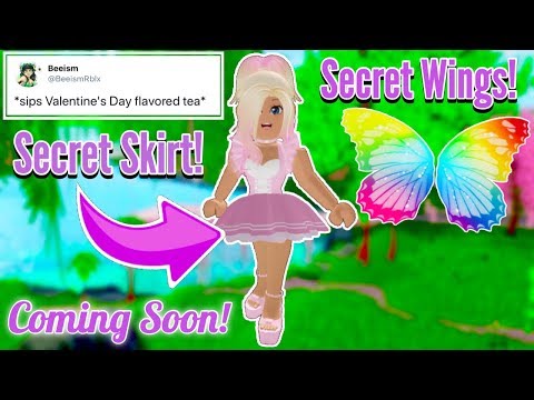 Buying The Brand New Halloween Wings Royale High Update Youtube