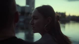 le trifold - a home for thoughts. A paper republic film by Péter Kéry-Kovács 