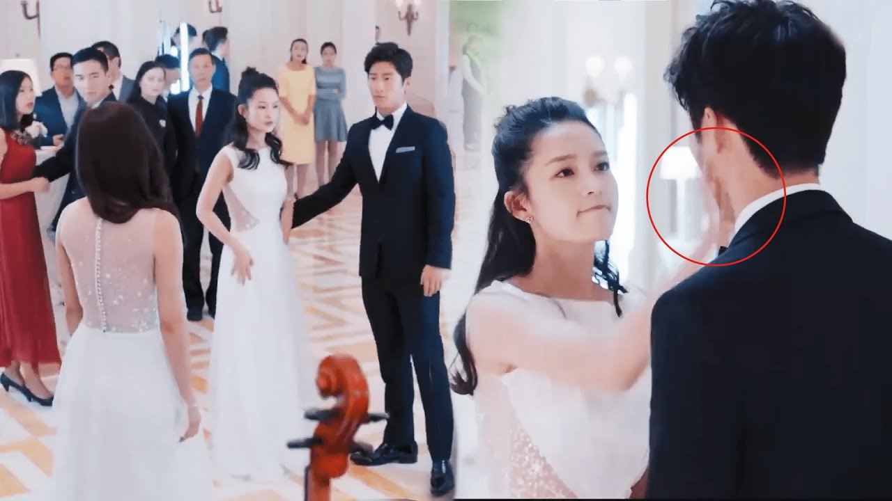 🌊假總裁為了省錢撩妹，竟買兩件相同的禮服送給灰姑娘和情人，被怒扇一巴掌也不解氣！ #李沁  #chinese