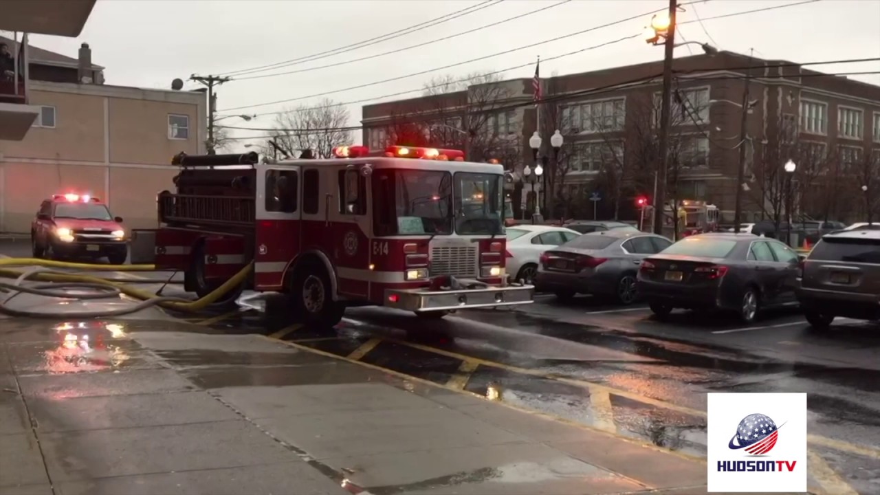 Breaking News 3 Alarm Fire Reported At 5601 Boulevard East In West New York Hudson Tv